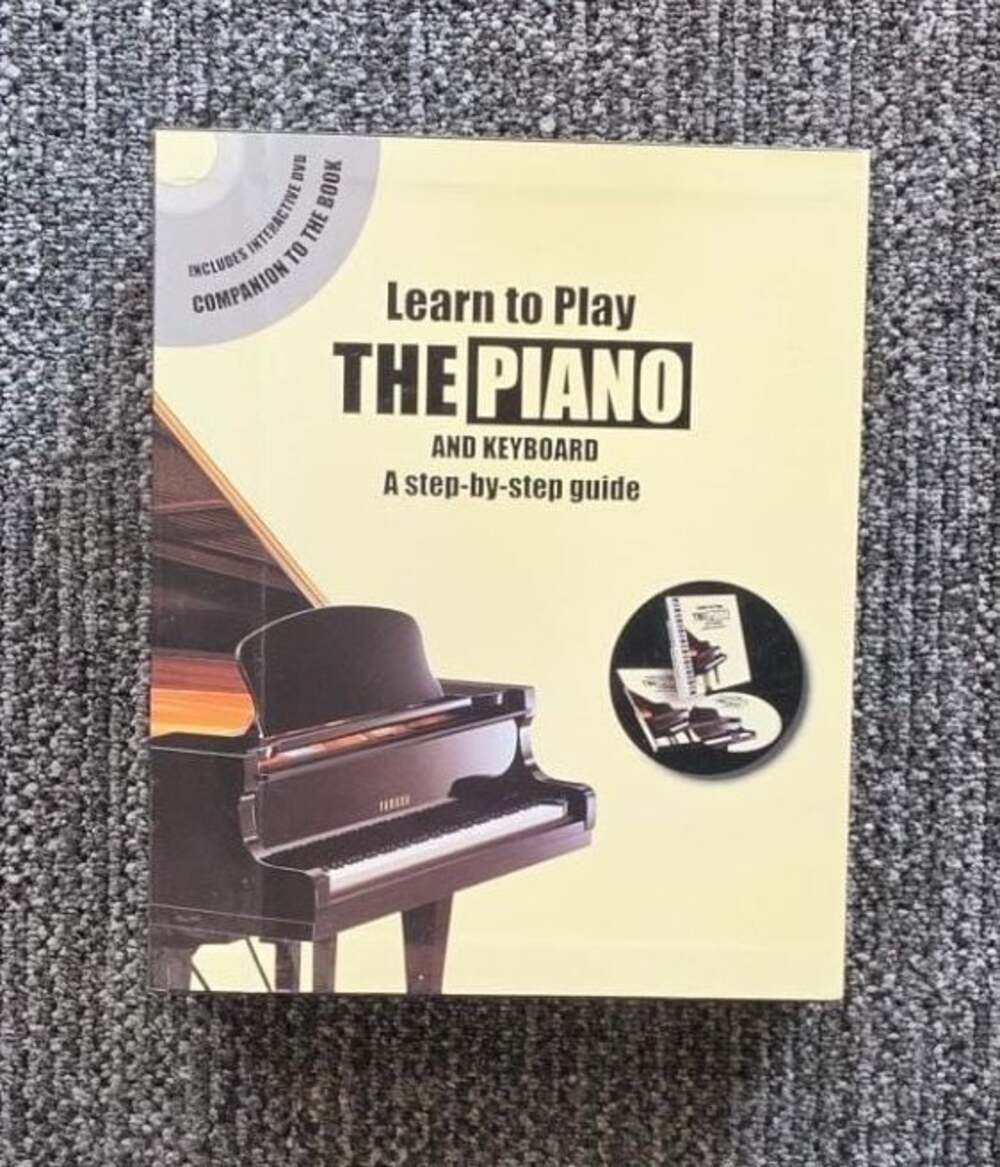 Learn to Play The Piano & Keyboard A Step-by-Step Guide Hardcover Book with DVD